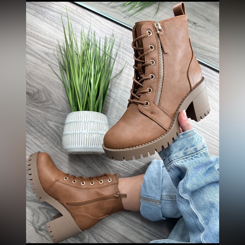 Top Moda Combat booties